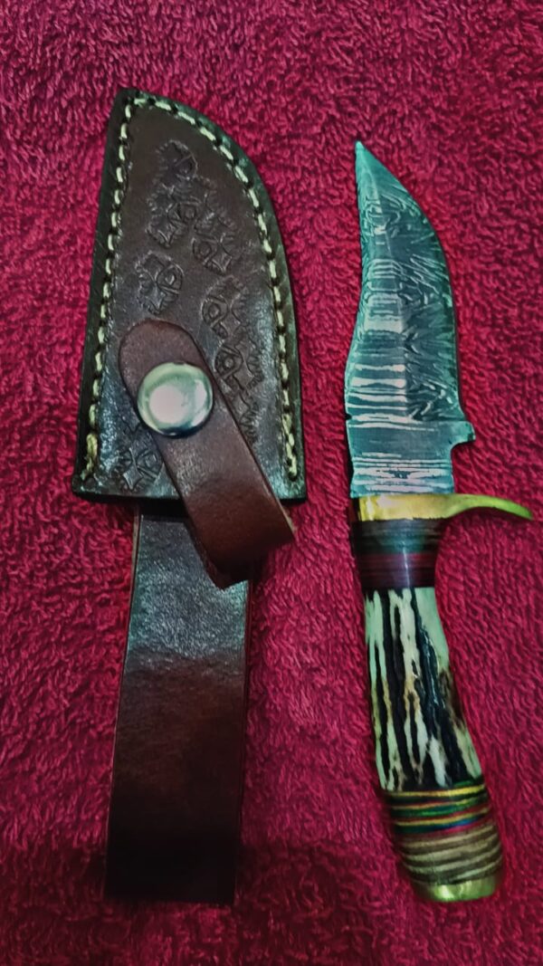 Damascus knife